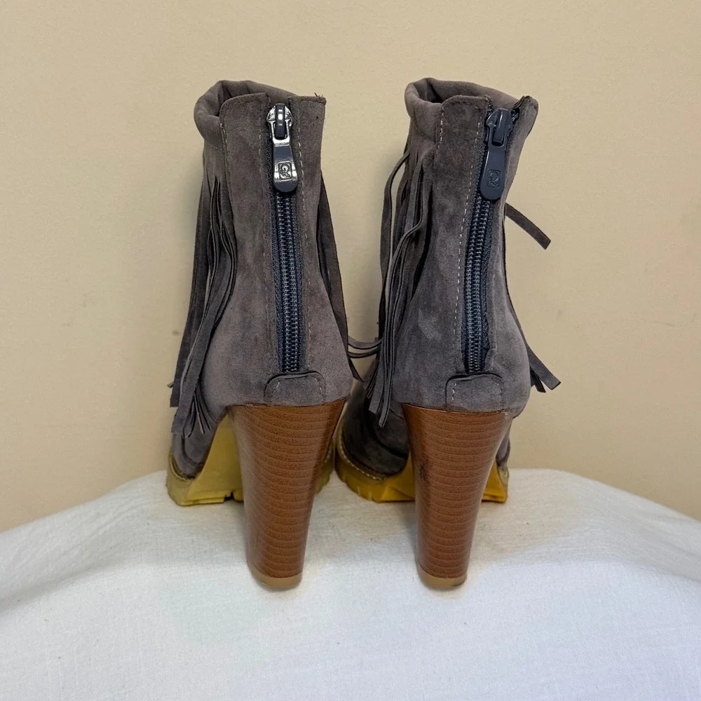 Unbranded Fringe Suede Ankle‎ Boots Size 7 Gray Block Heel Lug Sole Boho Zip